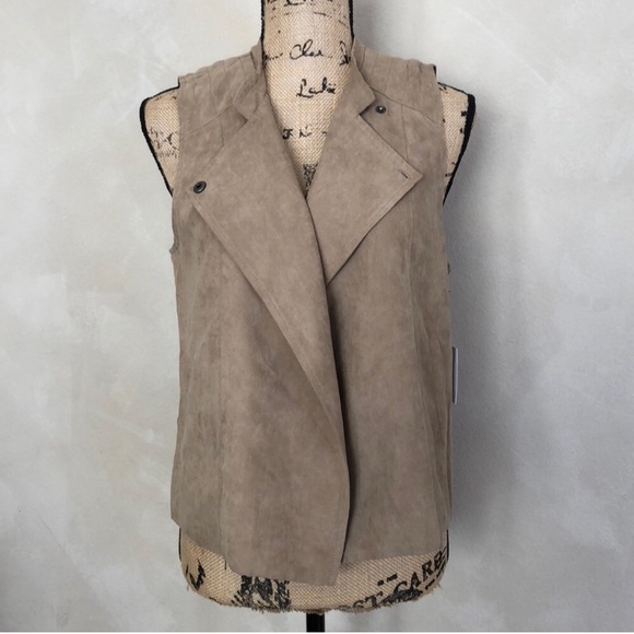 Jack by BB Dakota Jackets & Blazers - NWT Jack by BB Dakota faux suede vest